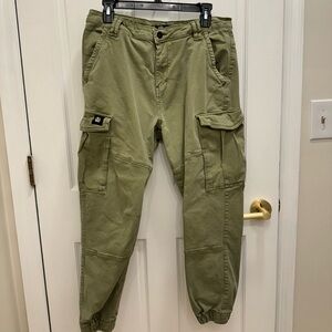 Men’s Zara 32 Waist Green Cropped Cargo Pants